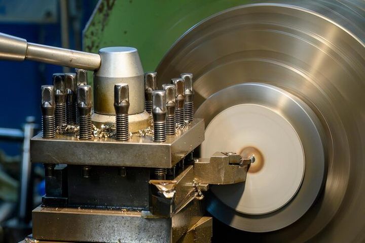 Expert Guide to Lathe Machines: Modern Technologies and Manufacturing Trends