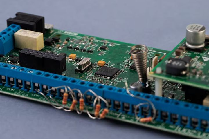 PCB Routing Machines Overview: Essential Facts, Technologies, and Electronics Applications