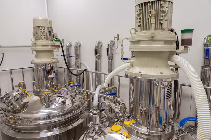 Explore Petrochemical Distillation Column Equipment: A Beginner’s Guide to Industrial Separation Technology