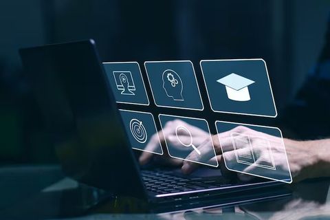 Modern Courses Insights: Trending Skills for Career Growth and Lifelong Learning